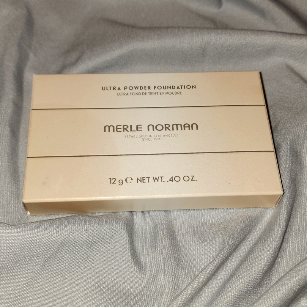 Merle Norman Ultra Powder Foundation - Ultra Mocha